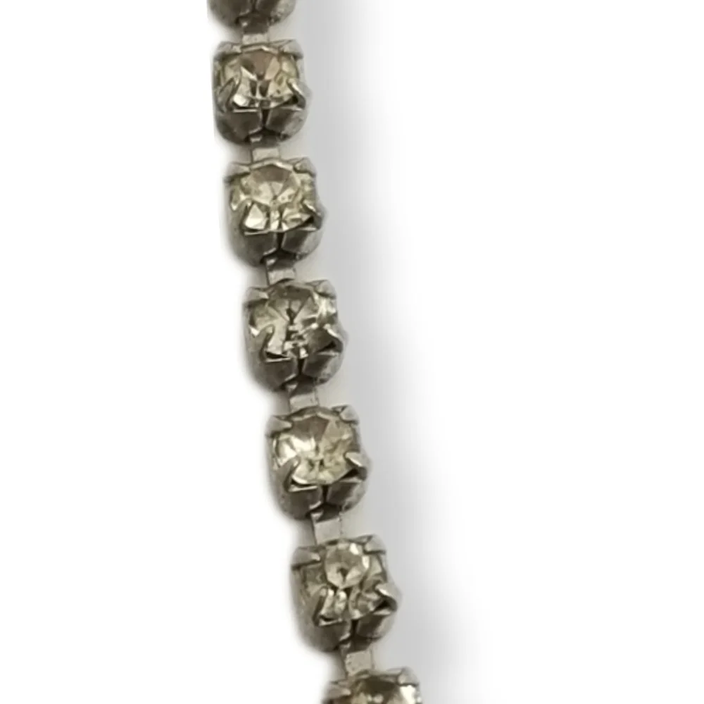 VINTAGE 1940s SILVERTONE CHAIN & DIAMANTE NECKLACE